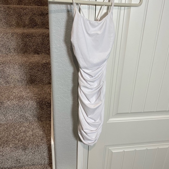 Lisa Ruched Mini Dress in White
superdown - Picture 3 of 8